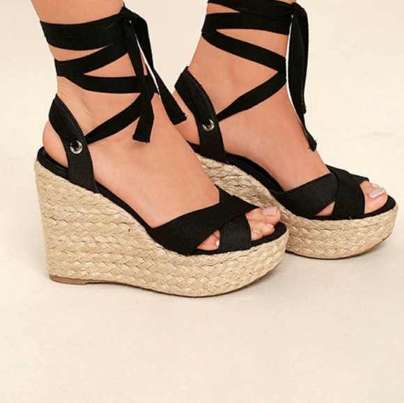 Shoes - Picture 2 of 3